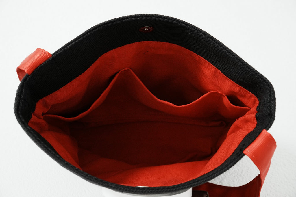 Underarm U Bag