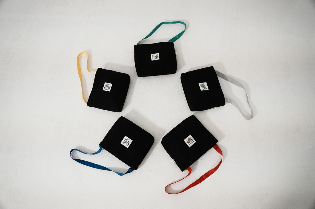 Underarm U Bag